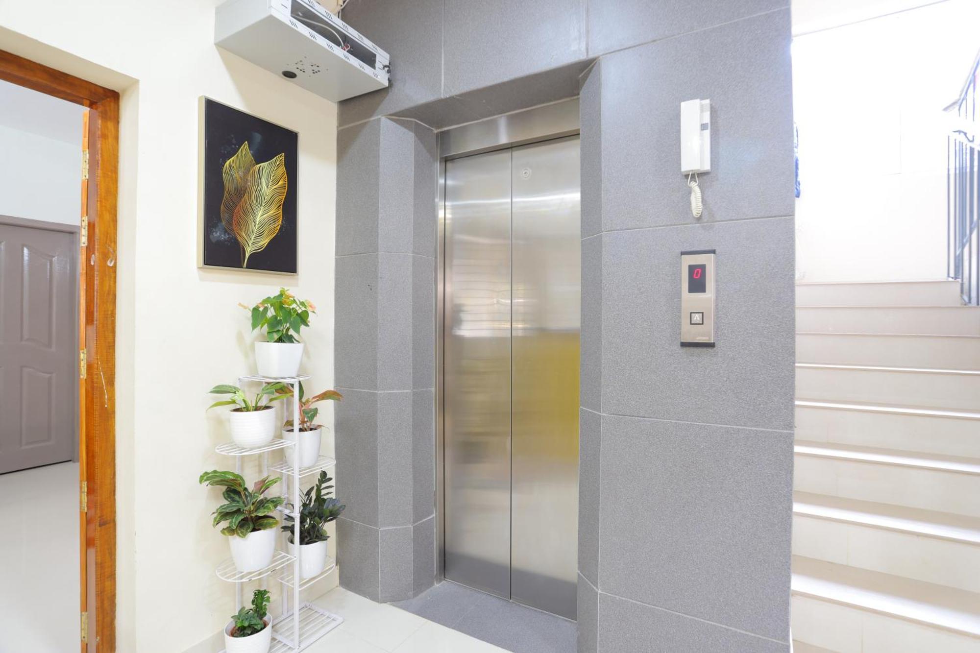 Luxe Vue Appartment Thiruvananthapuram Kültér fotó